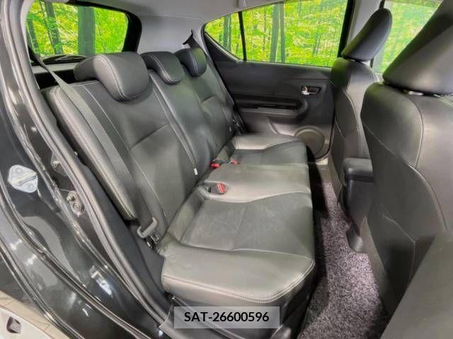 Toyota AQUA 2013-07 260204-7