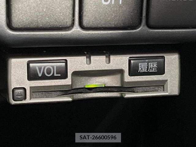 Toyota AQUA 2013-07 260204-3