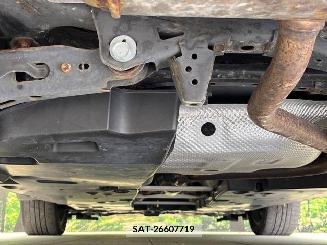Toyota C-HR 2017-07 264278-19