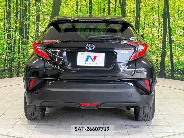 Toyota C-HR 2017-07 264278-15