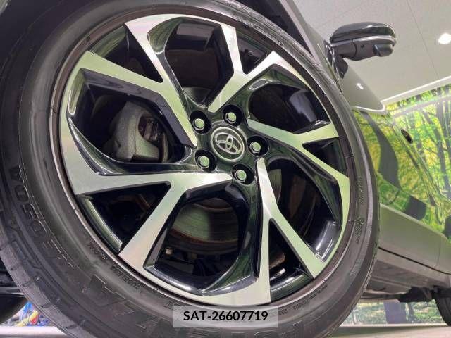 Toyota C-HR 2017-07 264278-13
