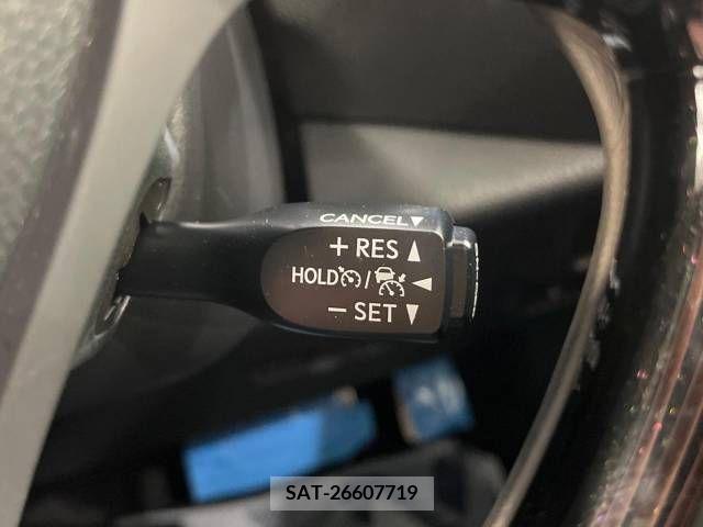 Toyota C-HR 2017-07 264278-6