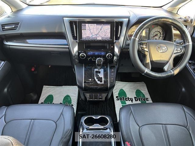 Toyota ALPHARD 2015-03 371934-12