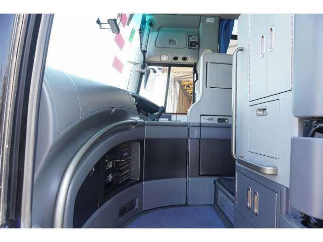 Isuzu GALA 2016-07 192662-16