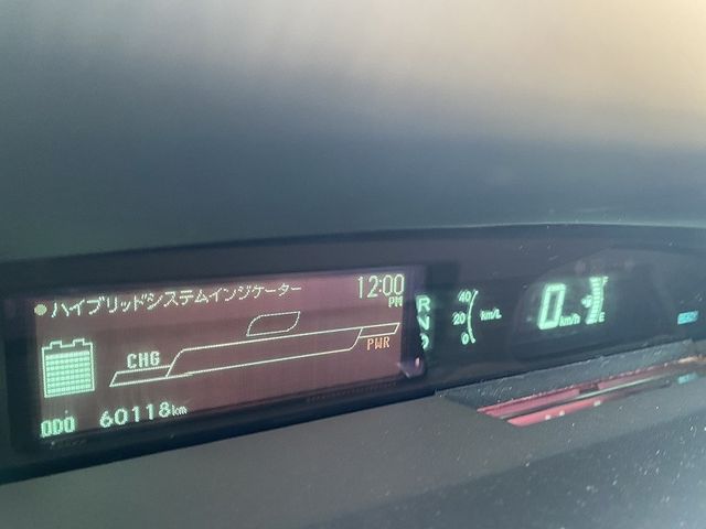 Toyota PRIUS 2009-10 180899-29