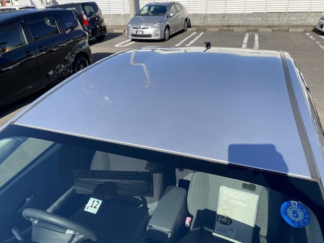 Toyota PRIUS 2009-10 180899-23