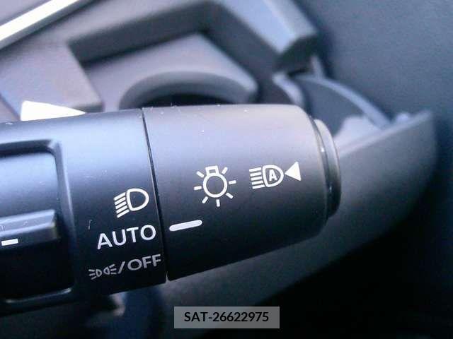 Nissan NOTE 2023-03 213106-8