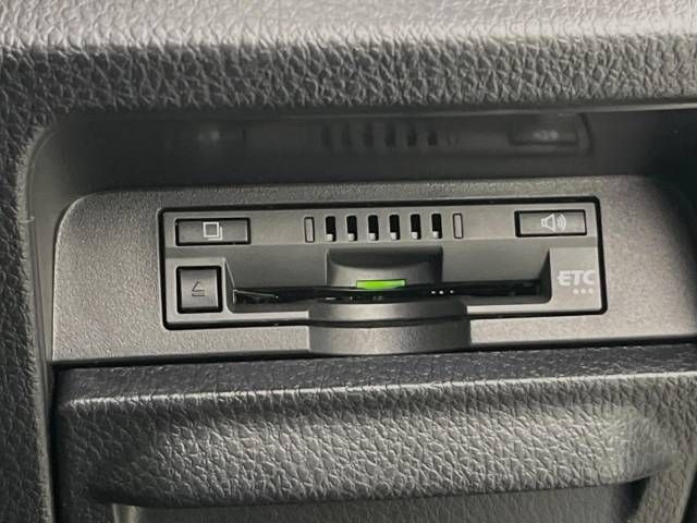 Toyota NOAH 2018-10 28313-7