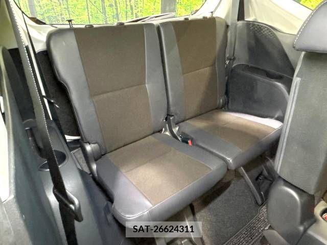 Toyota SIENTA 2018-11 314667-10