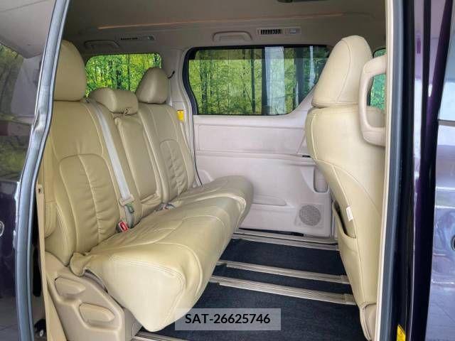 Toyota VELLFIRE 2012-07 299886-8
