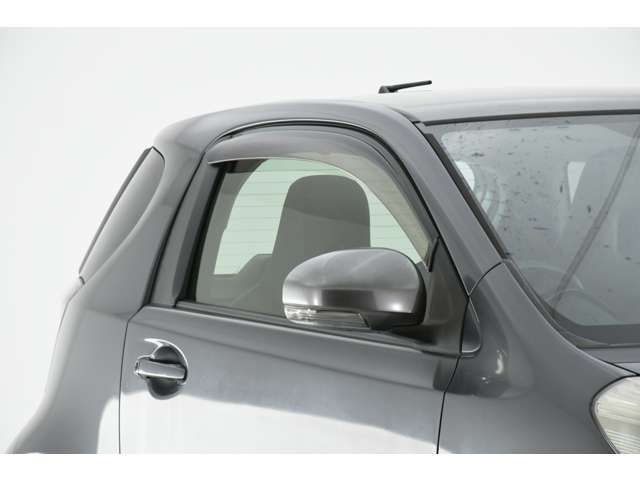 Toyota IQ 2012-08 15433-7