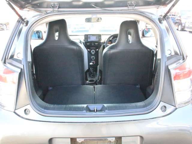 Toyota IQ 2012-08 15433-10