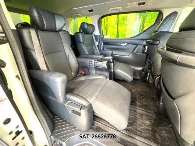 Toyota ALPHARD 2018-09 239059-7