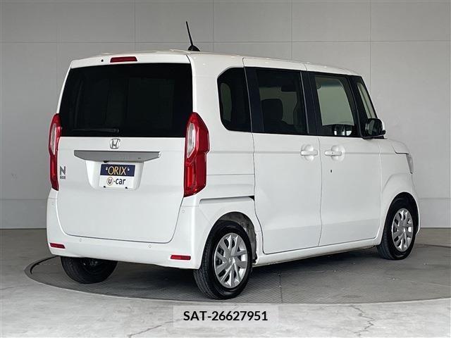 Honda N BOX 2022-06 307397-1
