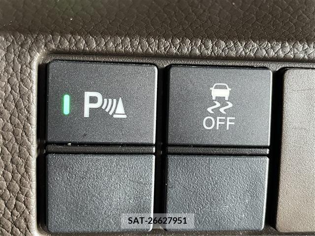 Honda N BOX 2022-06 307397-17