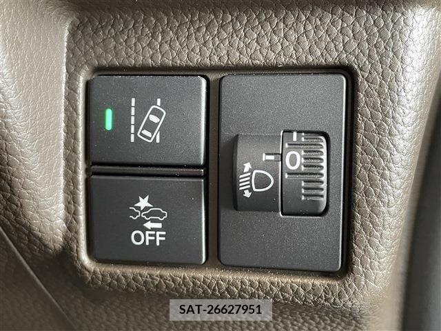 Honda N BOX 2022-06 307397-9