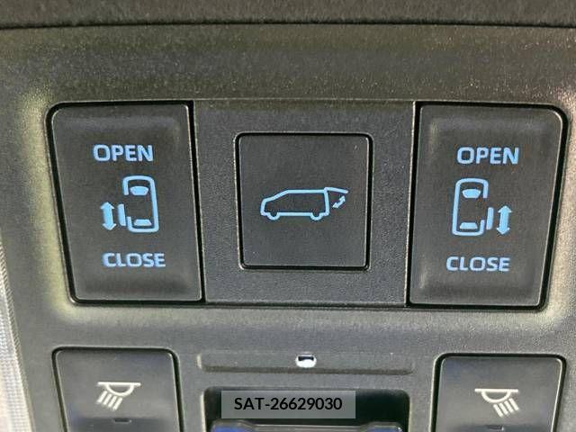 Toyota VOXY 2022-08 313575-6