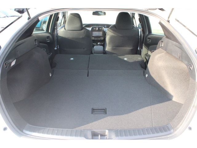 Toyota PRIUS 2019-02 14621-7