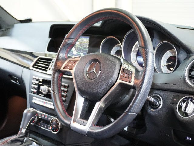Mercedes Benz C-CLASS 2014-06 14389-5