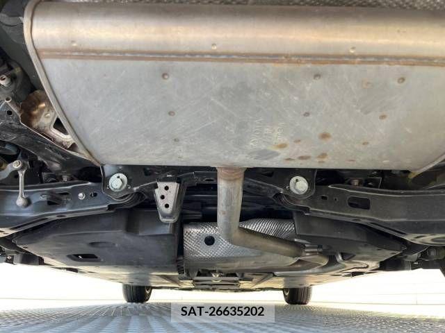 Toyota PRIUS 2017-01 331119-19