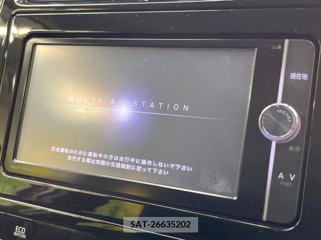 Toyota PRIUS 2017-01 331119-2
