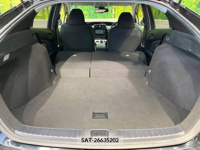 Toyota PRIUS 2017-01 331119-10