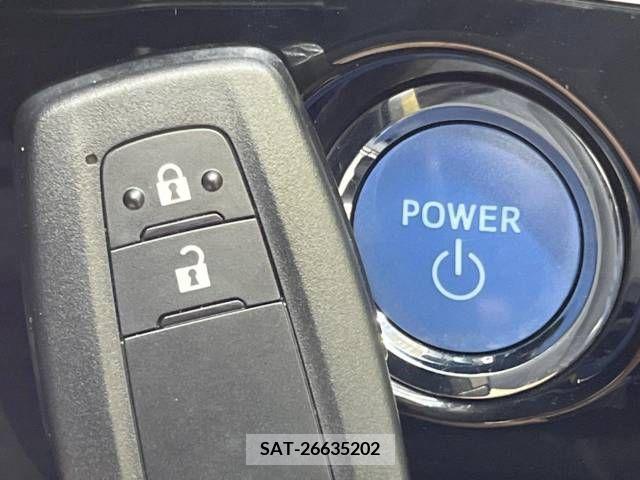 Toyota PRIUS 2017-01 331119-7
