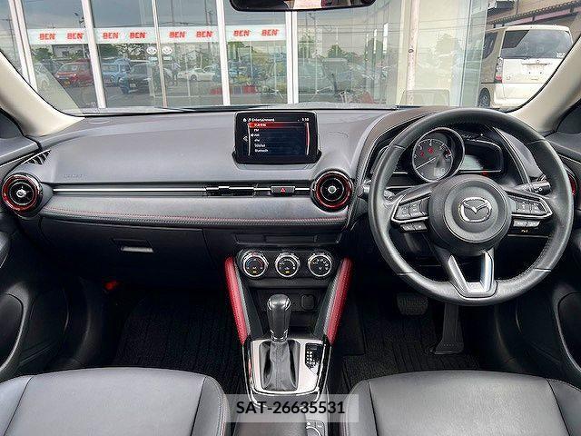 Mazda CX-3 2017-09 302053-1