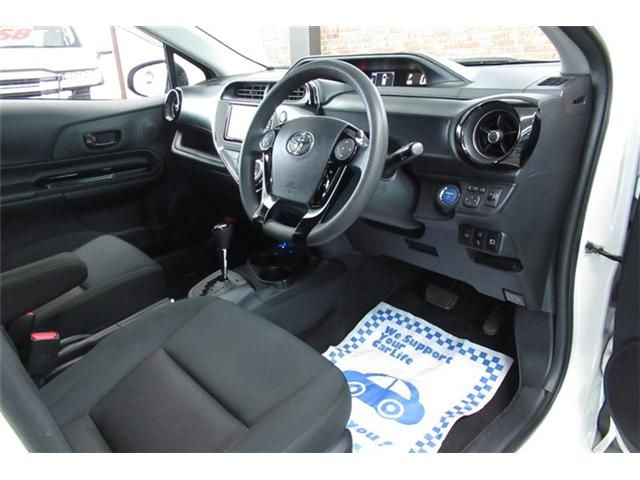Toyota AQUA 2018-09 22682-3