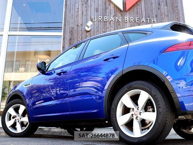 Jaguar E-PACE 2019-12 225524-7