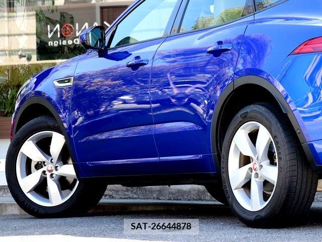 Jaguar E-PACE 2019-12 225524-11