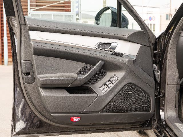 Porsche PANAMERA 2012-12 2287-20