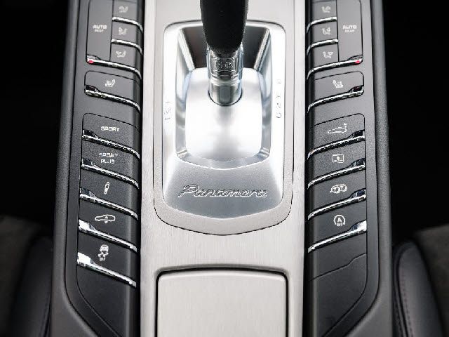 Porsche PANAMERA 2012-12 2287-18