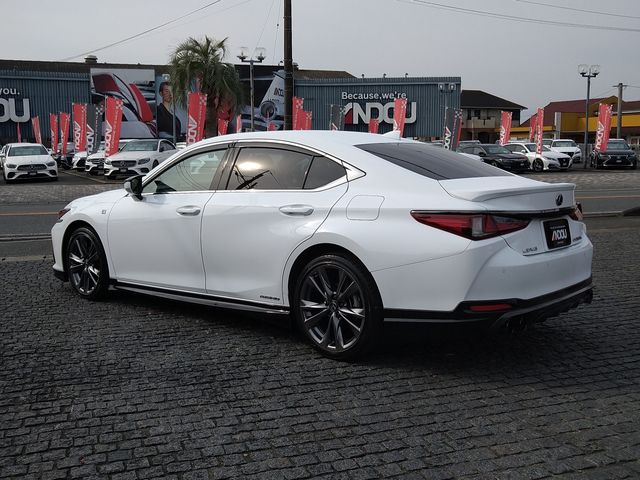 Lexus ES 2019-03 184701-3