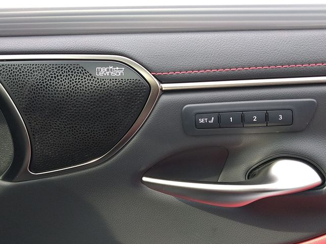 Lexus ES 2019-03 184701-21