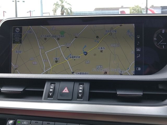 Lexus ES 2019-03 184701-15