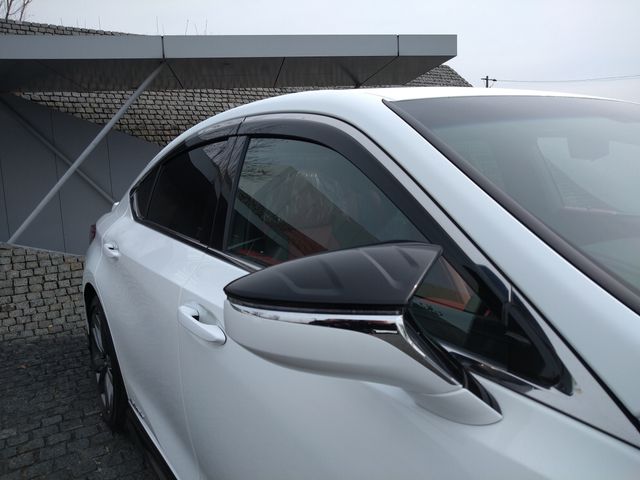 Lexus ES 2019-03 184701-4