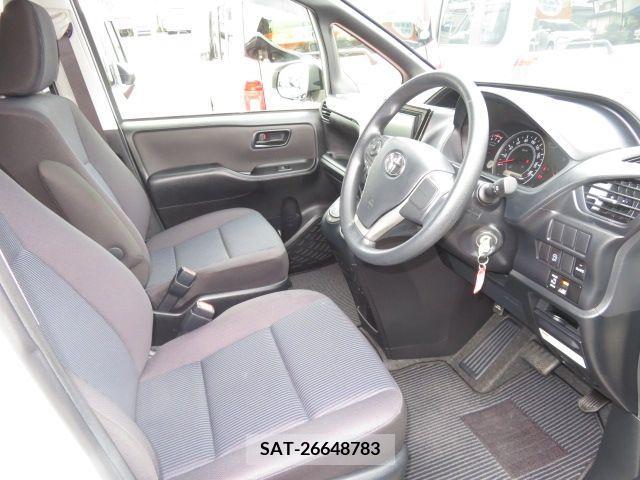 Toyota NOAH 2019-02 321588-16