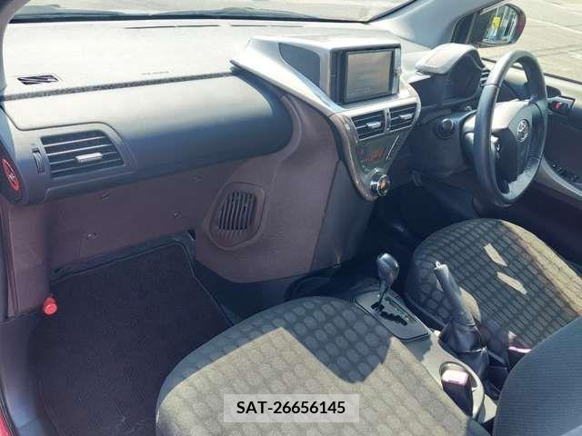 Toyota IQ 2012-04 361869-5