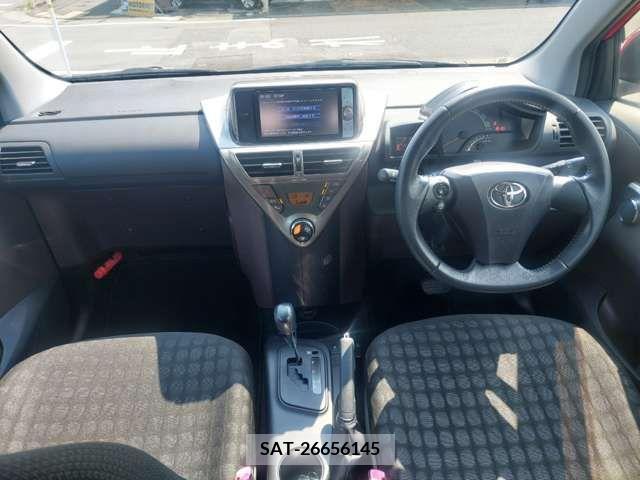 Toyota IQ 2012-04 361869-10