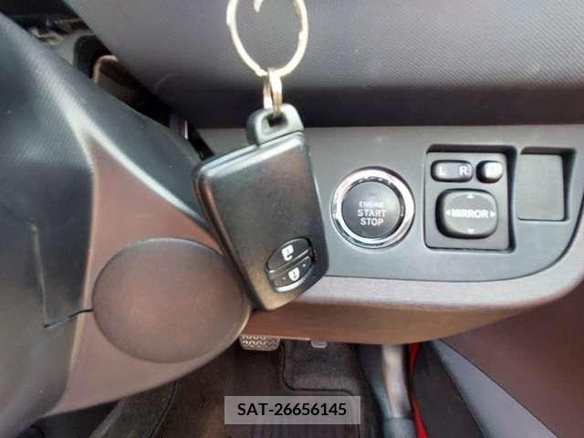 Toyota IQ 2012-04 361869-18