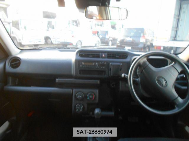 Toyota PROBOX VAN 2017-07 366832-2