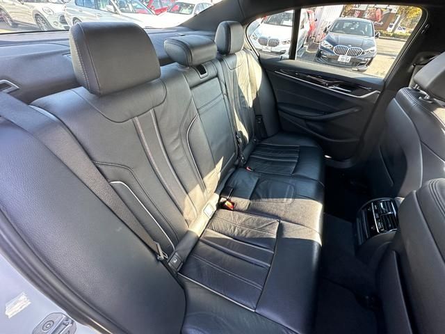 Bmw 5 SERIES 2017-03 196479-15