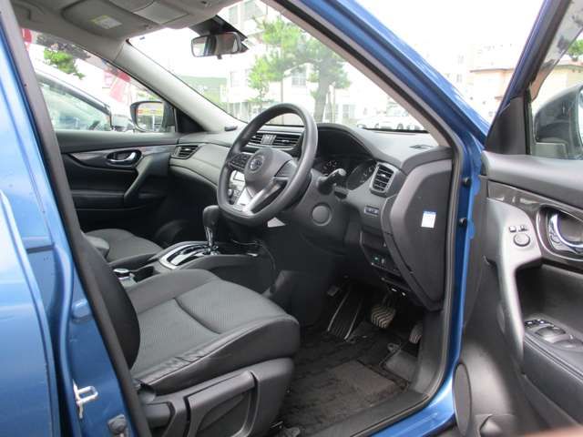 Nissan X-TRAIL 2020-07 6915-9