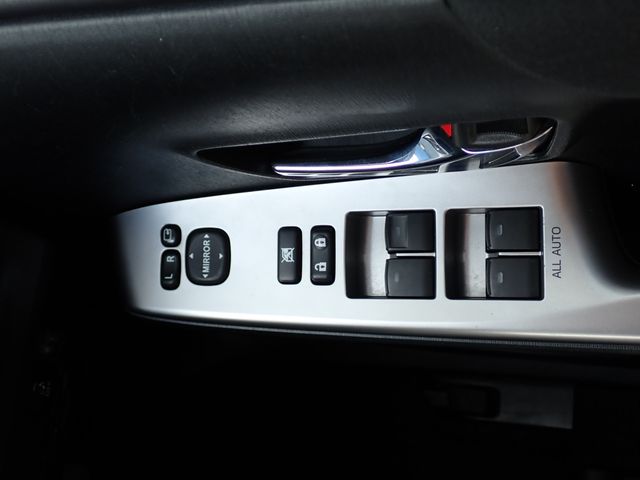 Toyota PRIUS ALPHA 2015-09 11035-8