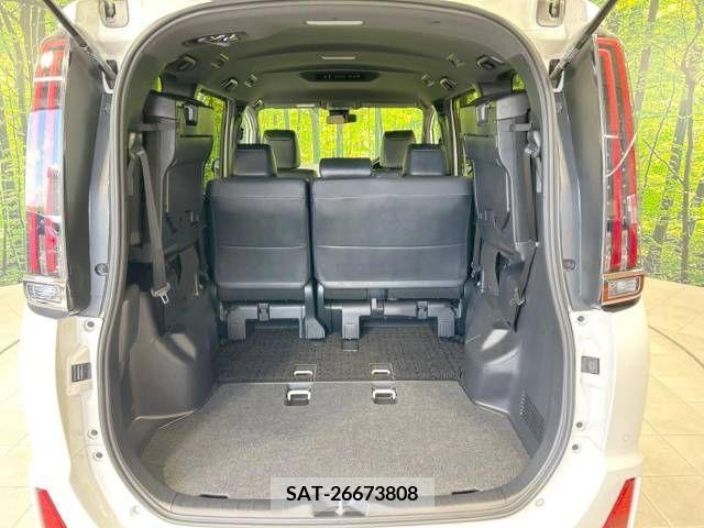 Toyota NOAH 2021-09 280393-13