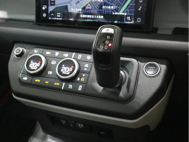 ROVER DEFENDER 2020-10 10357-11