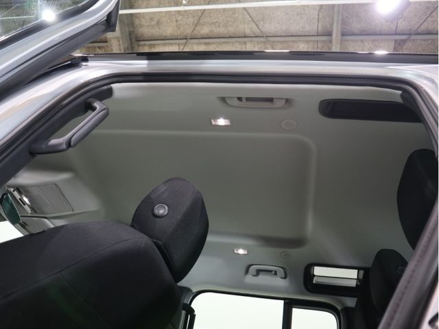 ROVER DEFENDER 2020-10 10357-19