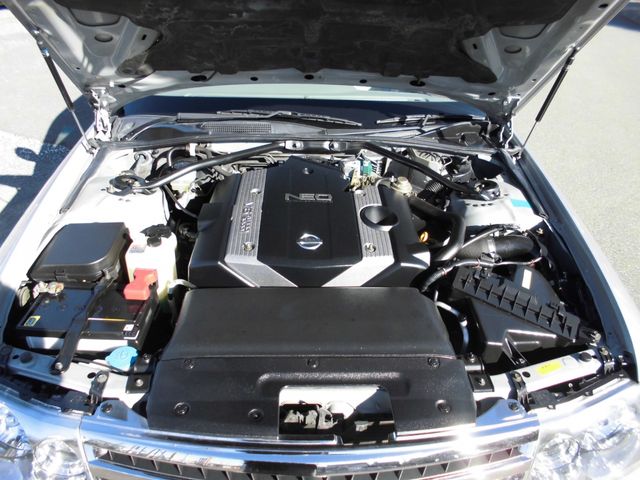 Nissan GLORIA HARDTOP 2003-10 1830-7