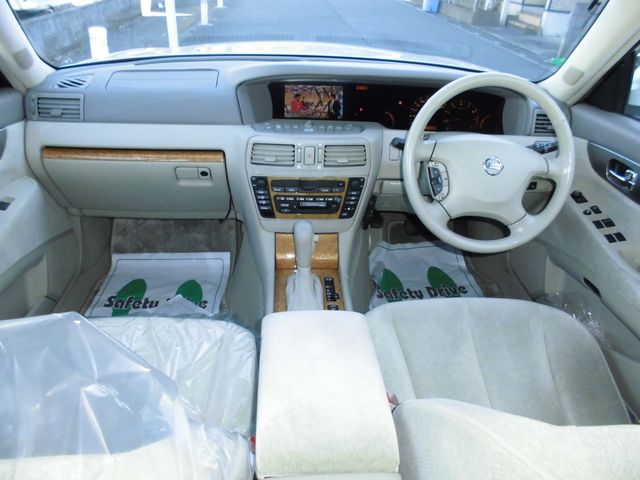Nissan GLORIA HARDTOP 2003-10 1830-8